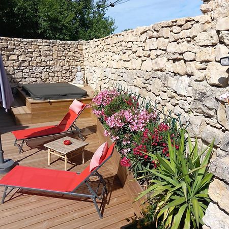 Murs  Chez Daniele Chambre Avec Jacuzzi Et Terrasse Privee מראה חיצוני תמונה