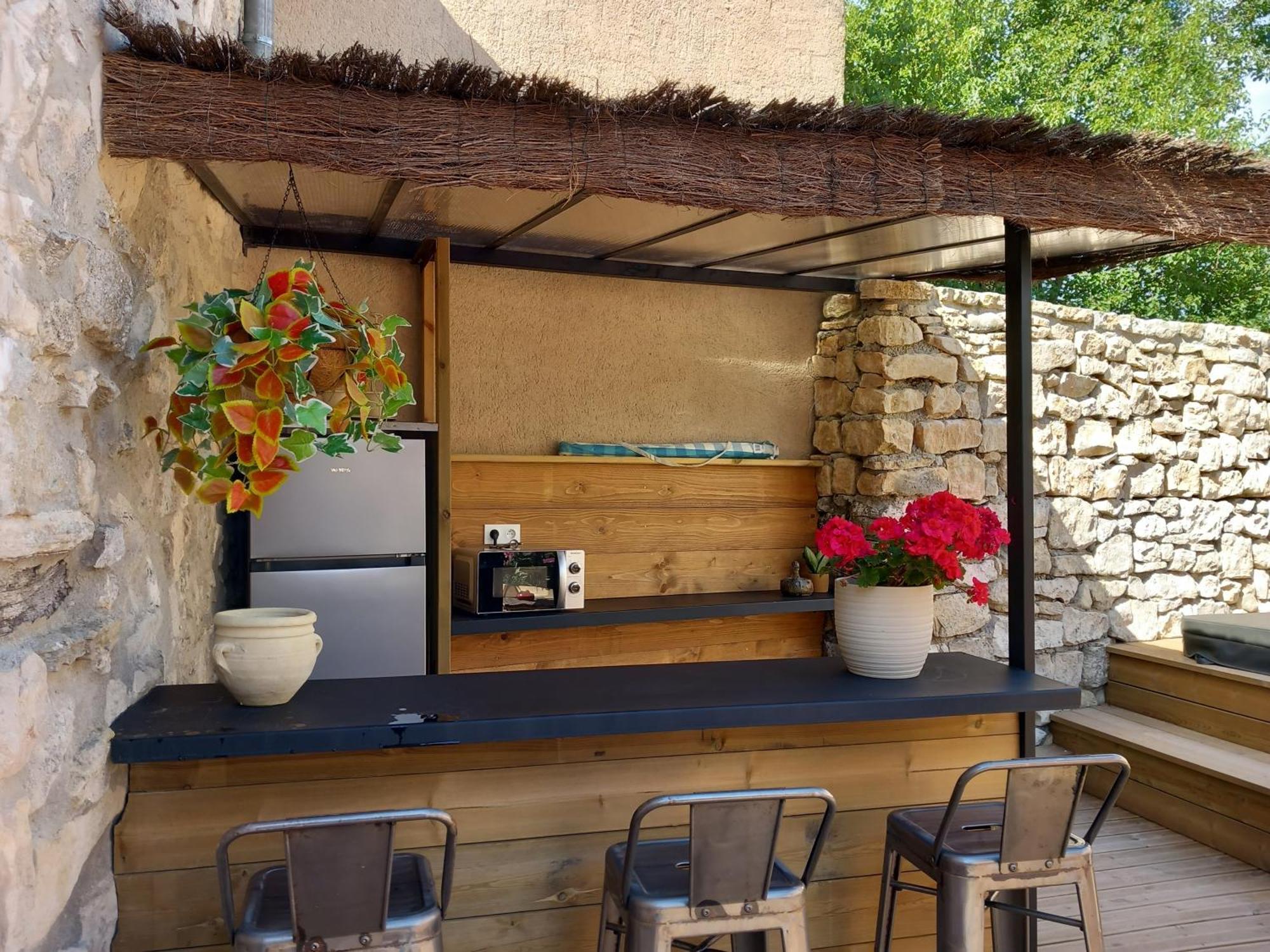 Murs  Chez Daniele Chambre Avec Jacuzzi Et Terrasse Privee מראה חיצוני תמונה