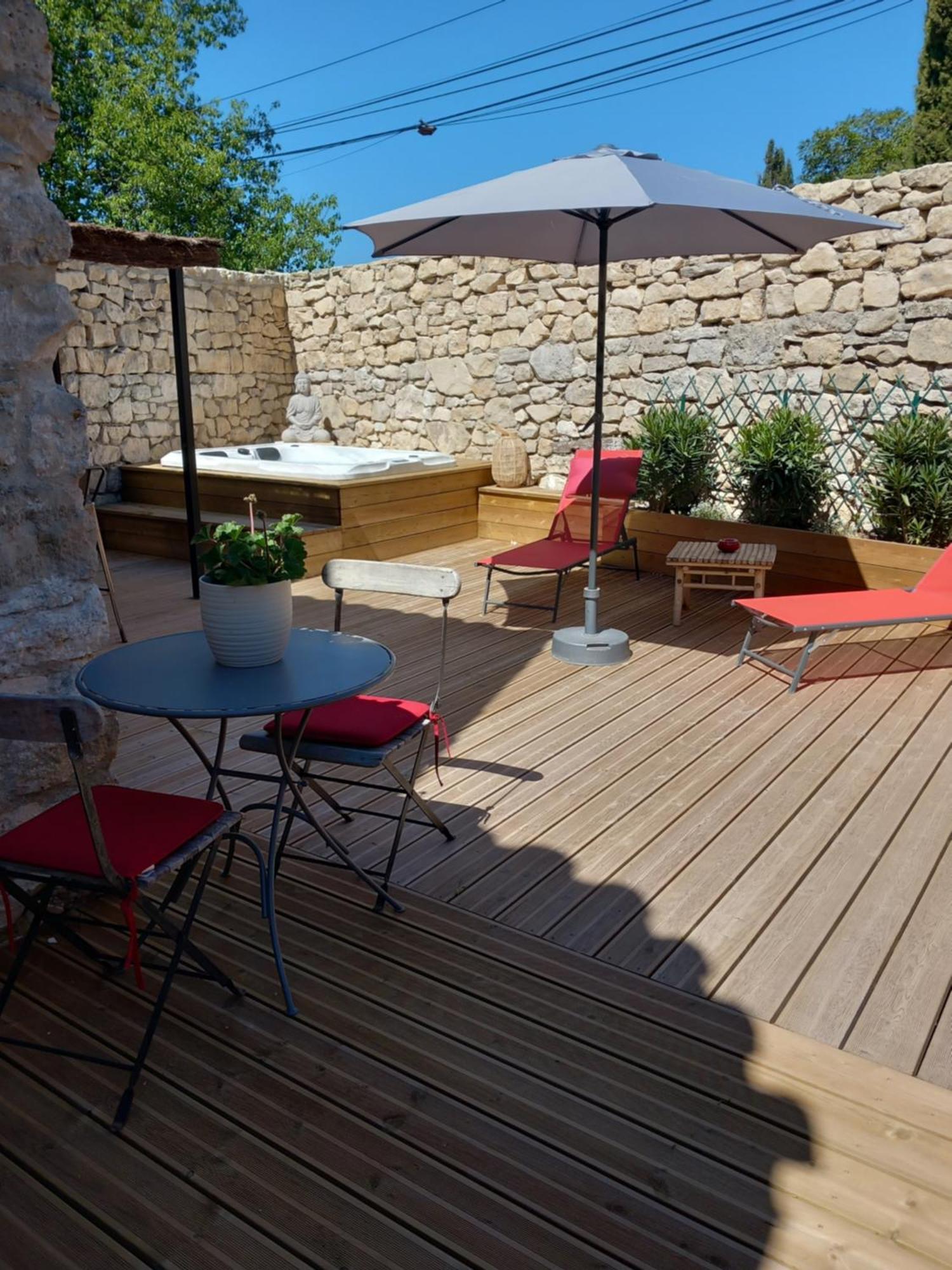 Murs  Chez Daniele Chambre Avec Jacuzzi Et Terrasse Privee מראה חיצוני תמונה